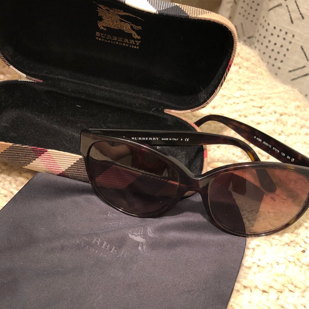 Authentic Burberry Sunglasses